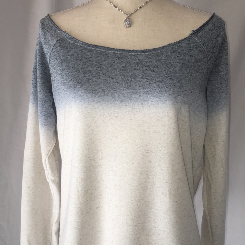 Excellent Condition Spring Beach Top - image 2